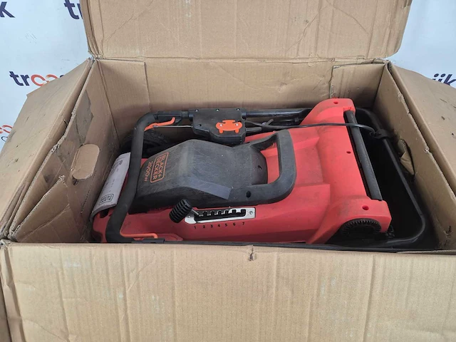 Black+decker lm2000-qs grasmaaier - 2000w - 48cm - afbeelding 4 van  4