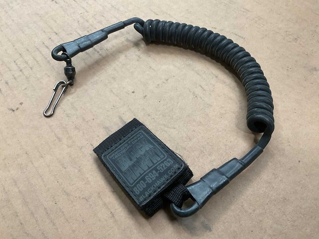 Blackhawk tactical pistol lanyard (200x) - afbeelding 1 van  4