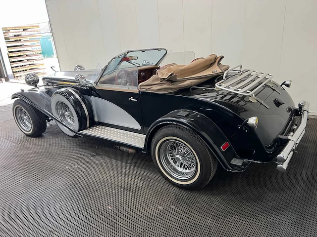 Blackstone - v8 - oldtimer - 1970 - afbeelding 27 van  32