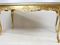 Blad-goud bekleedde lodewijk xvi-stijl presentatie / eet kamer tafel met glasplaat, 2e helft 20e eeuw - afbeelding 2 van  12