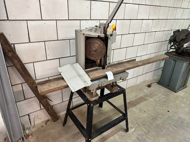 Bladzaagmachine - afbeelding 1 van  3