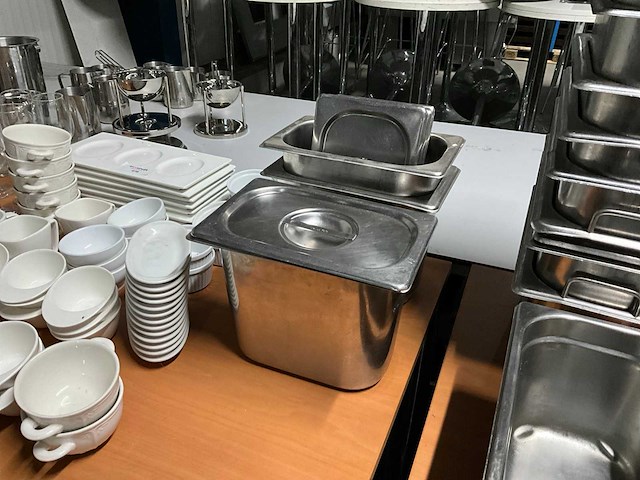 Blanco 1/4 gn bakken (3x) - afbeelding 1 van  4