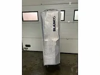 Blanco regaalwagen met isolatiehoes - afbeelding 6 van  7