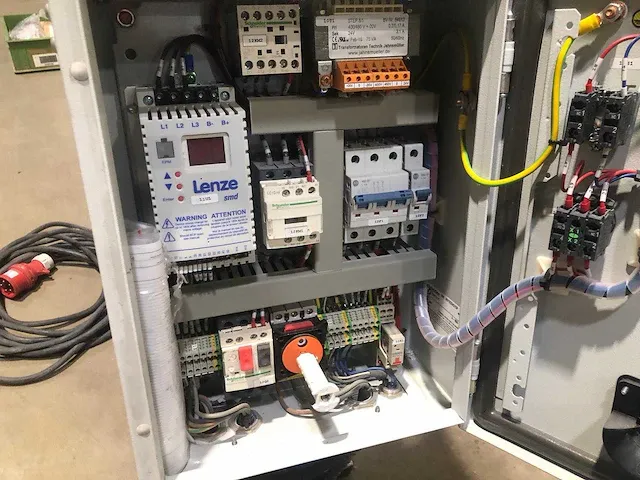 Blastrac bmp 215-e betonfrees - afbeelding 8 van  17