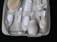 Blij'r baby verzorging set in etui - 6 delig - grijs - type ts-001 - 10 stuks - afbeelding 1 van  4