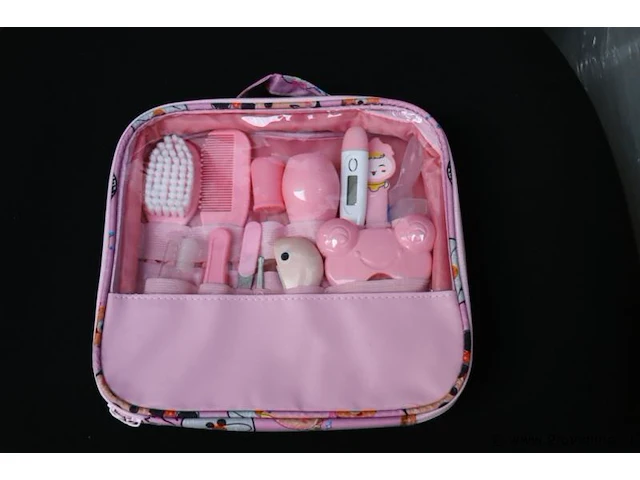Blij'r baby verzorging set in etui - 6 delig - roze - type ts-002 - 5 stuks - afbeelding 1 van  7