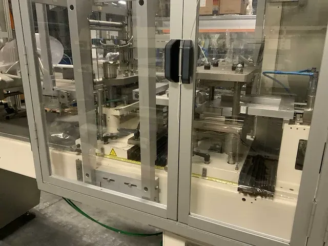 Bliss compacker folie verpakkingsmachine - afbeelding 4 van  25