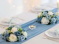 Bloem centerpieces voor tafels bruiloft - afbeelding 2 van  4