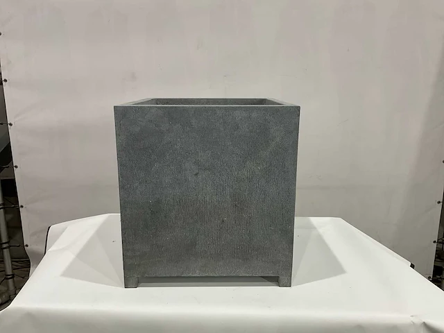 Bloembak 60 cm hoog - afbeelding 3 van  6
