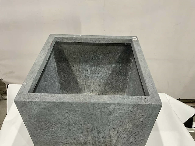 Bloembak 60 cm hoog - afbeelding 4 van  6
