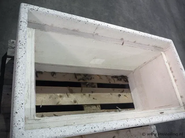 Bloembakken van beton - kleur genuanceerd en licht genuanceerd - 110x59x45cm - 2 stuks - afbeelding 3 van  6