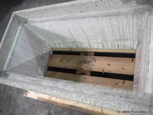 Bloembakken van beton - kleur genuanceerd en licht genuanceerd - 110x59x45cm - 2 stuks - afbeelding 6 van  6