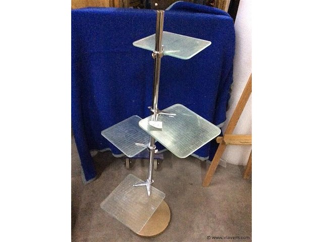 Bloemenstaander ( compleet + reserve stukken ) - afbeelding 1 van  2