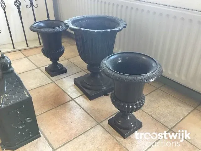 Bloempotten en brievenbus - afbeelding 3 van  3