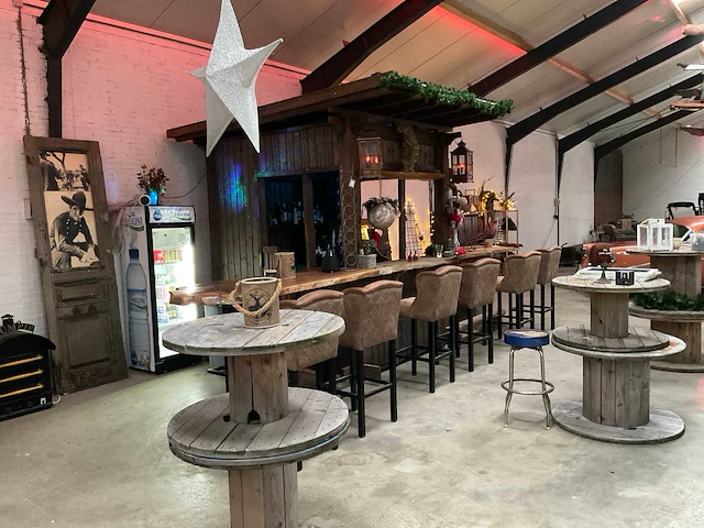 Blokhut bar - afbeelding 14 van  19
