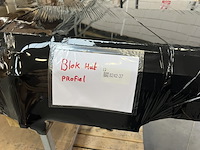 Blokhut profiel, zwart gespoten - afbeelding 4 van  6