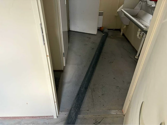 Blokunits sanitairunit (3x) - afbeelding 7 van  93