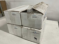 Blubase - aluminium eindklem 30 mm zwart tbv montage zonnepaneel (320x) - afbeelding 1 van  4