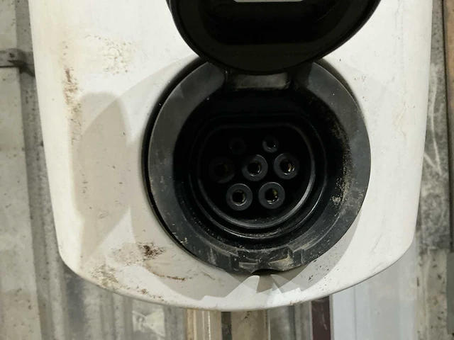 Blue current u-move 22 laadpaal - afbeelding 3 van  6