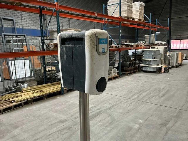 Blue current u-move 22 laadpaal - afbeelding 5 van  6