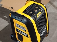 Bluetooth bouwradio op accu, sanderz, 2025 - afbeelding 1 van  4