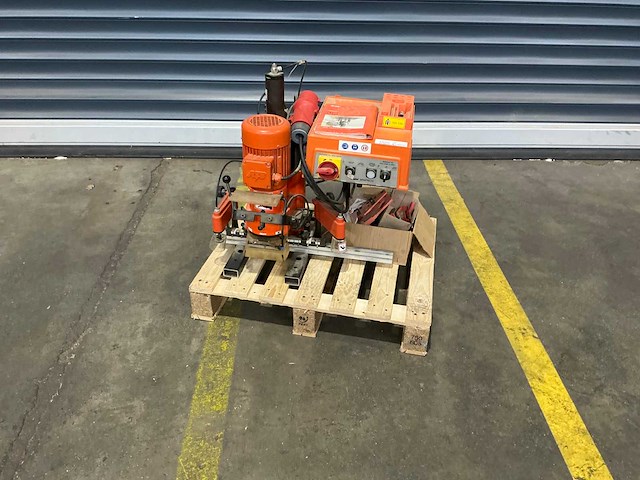 Blum - minipress msp - schanierboormachine/ inkroosboormachine - afbeelding 1 van  13