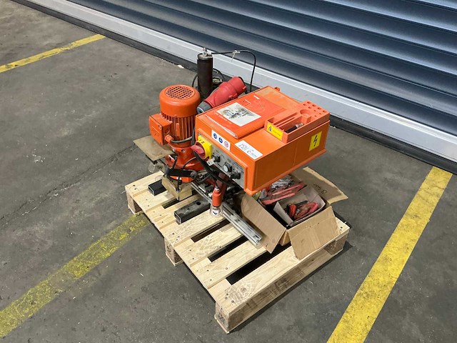 Blum - minipress msp - schanierboormachine/ inkroosboormachine - afbeelding 7 van  13