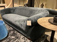 Blury sofa - afbeelding 3 van  13