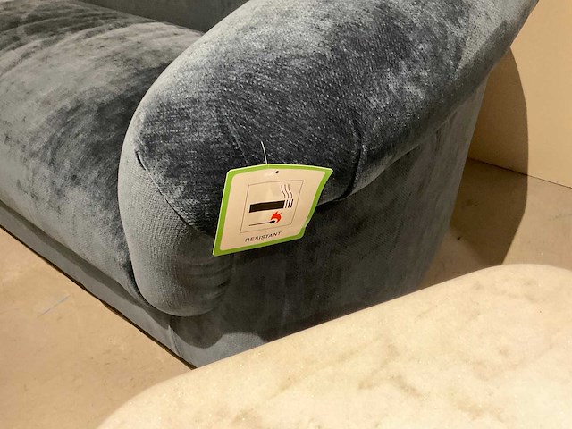 Blury sofa - afbeelding 4 van  12