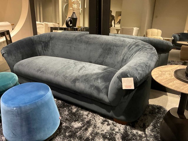 Blury sofa - afbeelding 9 van  13