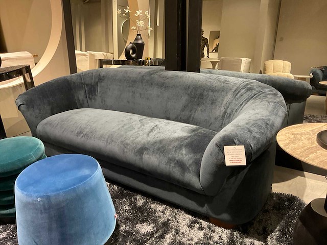 Blury sofa - afbeelding 10 van  13