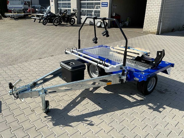 Blyss motocamp motoraanhangwagen aanhangwagen - afbeelding 1 van  23