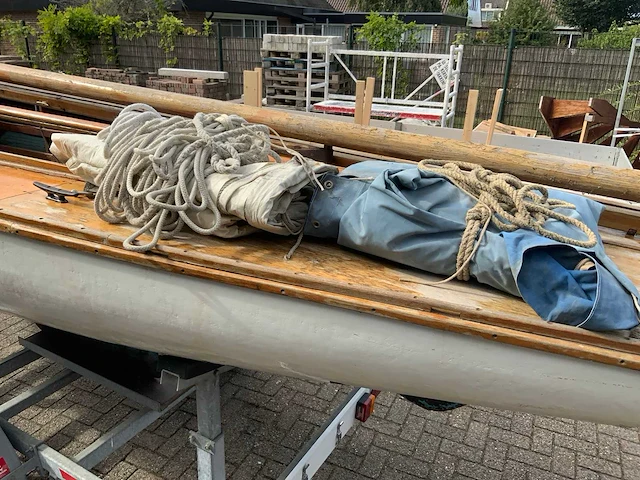 Bm 16m2 klassieke zeilboot incl damco 750kg trailer - afbeelding 25 van  37