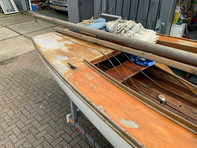 Bm 16m2 klassieke zeilboot incl damco 750kg trailer - afbeelding 35 van  37