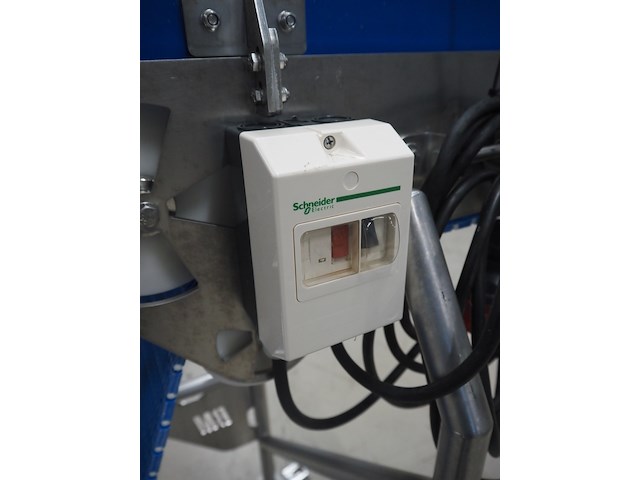 Bm - afbeelding 8 van  9