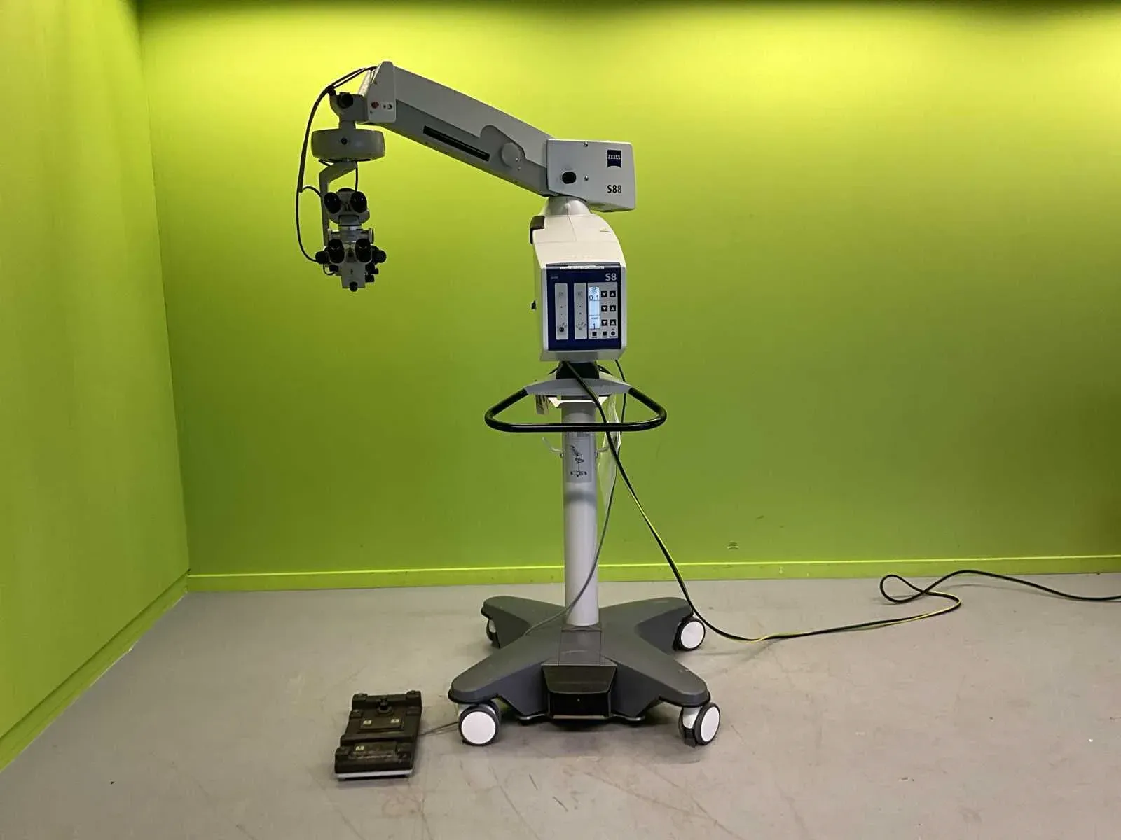 Bma medical equipment auction - netherlands