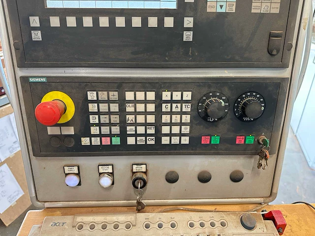 Bmh - 2007 - es 22 - horizontaal cnc-bewerkingscentrum - afbeelding 28 van  32