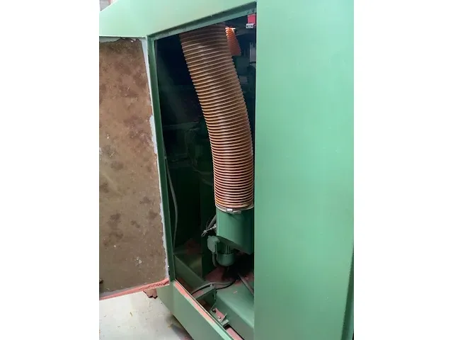 Bmh bc 6.5 cnc-freesmachine / pennenbank - afbeelding 8 van  25