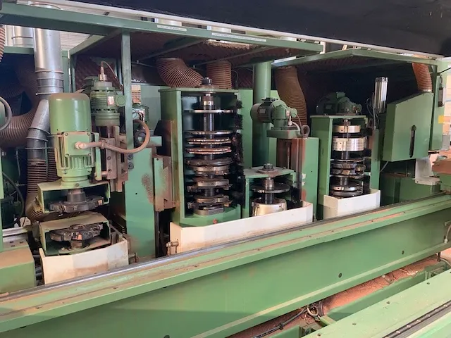 Bmh bc 6.5 cnc-freesmachine / pennenbank - afbeelding 22 van  25