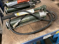 Bmi 6500psi hydraulische handpomp - afbeelding 1 van  3