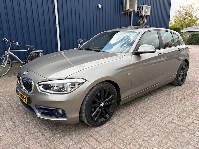 Bmw - 1-serie - 116d sport - personenauto - afbeelding 1 van  22