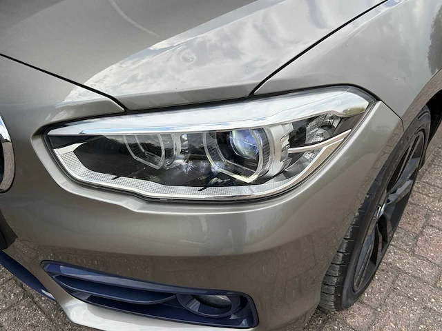 Bmw - 1-serie - 116d sport - personenauto - afbeelding 5 van  22