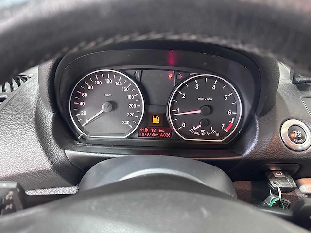 Bmw - 1-serie - 116i - j-986-rx - afbeelding 3 van  20