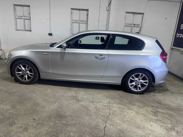 Bmw - 1-serie - 116i business line automaat- 62-jzk-2 - afbeelding 12 van  21