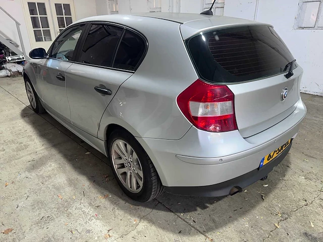 Bmw - 1-serie - 116i executive - 67-sn-zl - afbeelding 3 van  18
