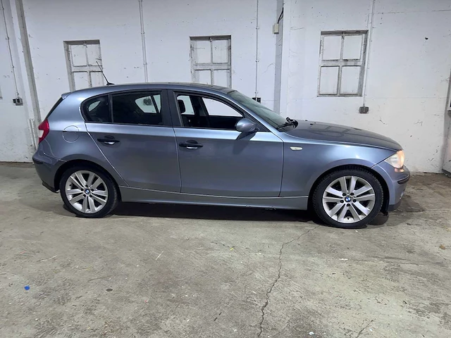 Bmw - 1-serie - 116i executive - j-590-st - afbeelding 18 van  21