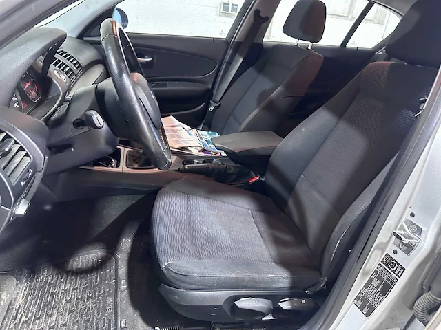 Bmw - 1-serie - 116i introduction - pv-945-g - afbeelding 5 van  17