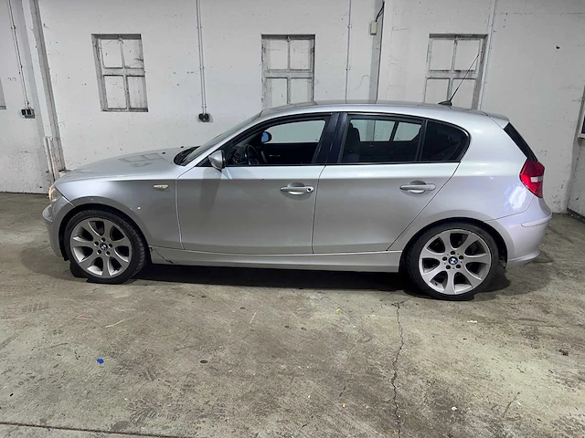 Bmw - 1-serie - 116i introduction - pv-945-g - afbeelding 10 van  17
