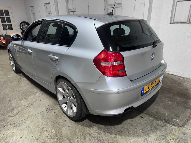 Bmw - 1-serie - 116i introduction - pv-945-g - afbeelding 11 van  17