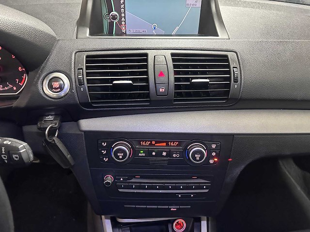 Bmw - 1-serie - 118i - 33-pjv-3 - afbeelding 6 van  17